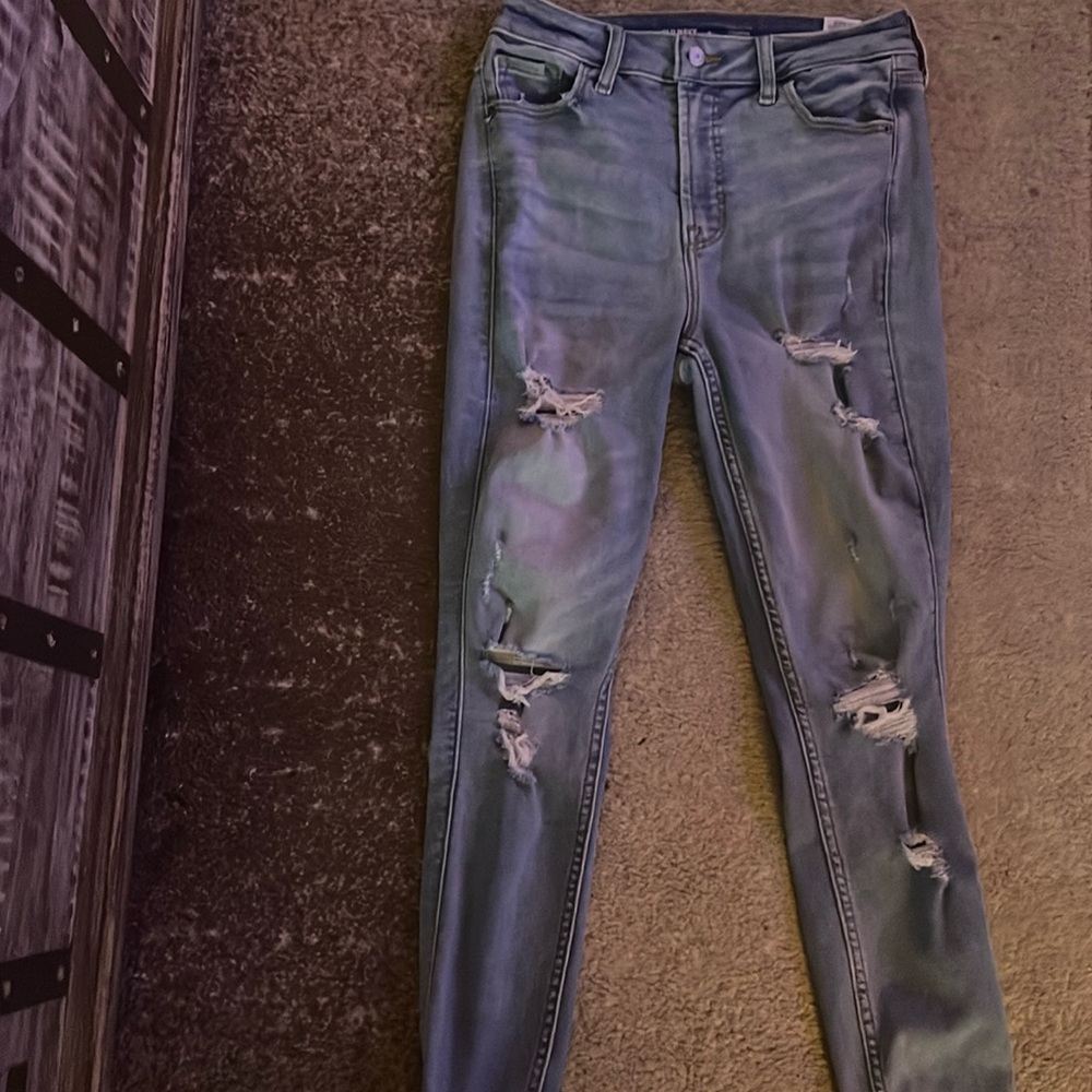 size 6 distressed skinny jeans